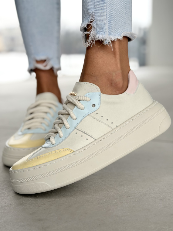 Pastelowe sneakersy skórzane na platformie OLEKSY