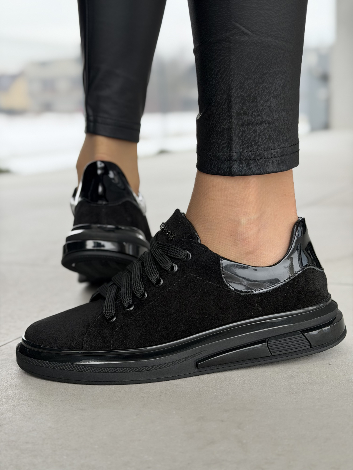 Czarne sneakersy skórzane OLEKSY ze skóry naturalnej