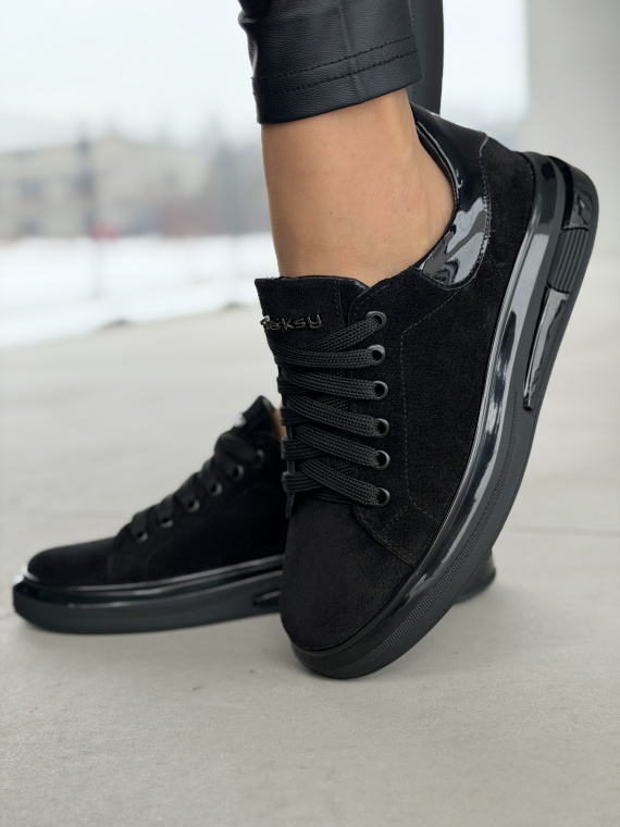 Czarne sneakersy skórzane OLEKSY ze skóry naturalnej