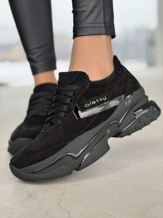 Czarne sneakersy skórzane OLEKSY na masywnej podeszwie