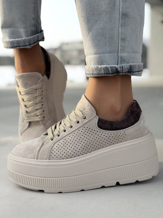 Beżowe sneakersy na platformie ze skóry naturalnej casual