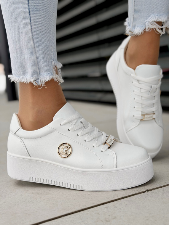 Białe sneakersy damskie skórzane na platformie casual