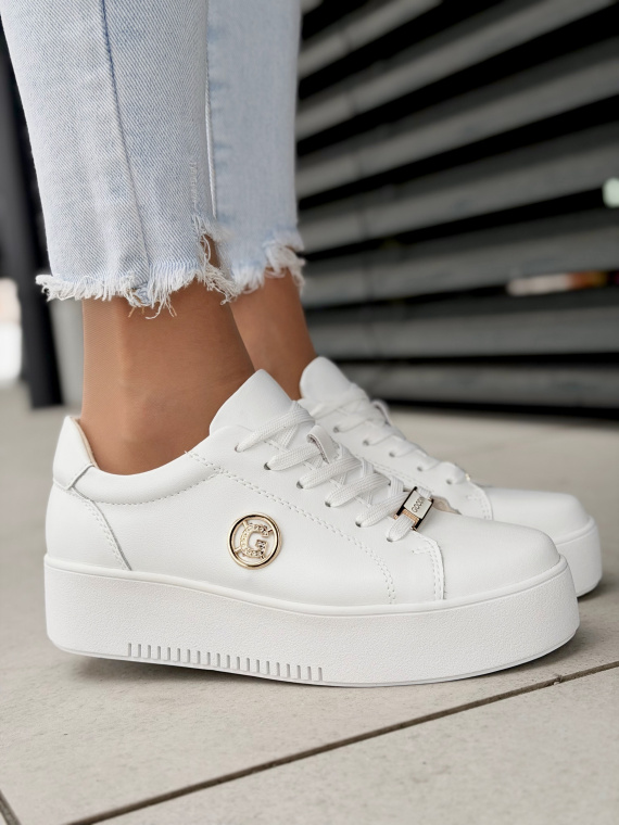 Białe sneakersy damskie skórzane na platformie casual