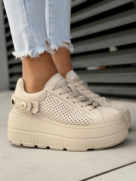 Beżowe sneakersy damskie skórzane na platformie casual