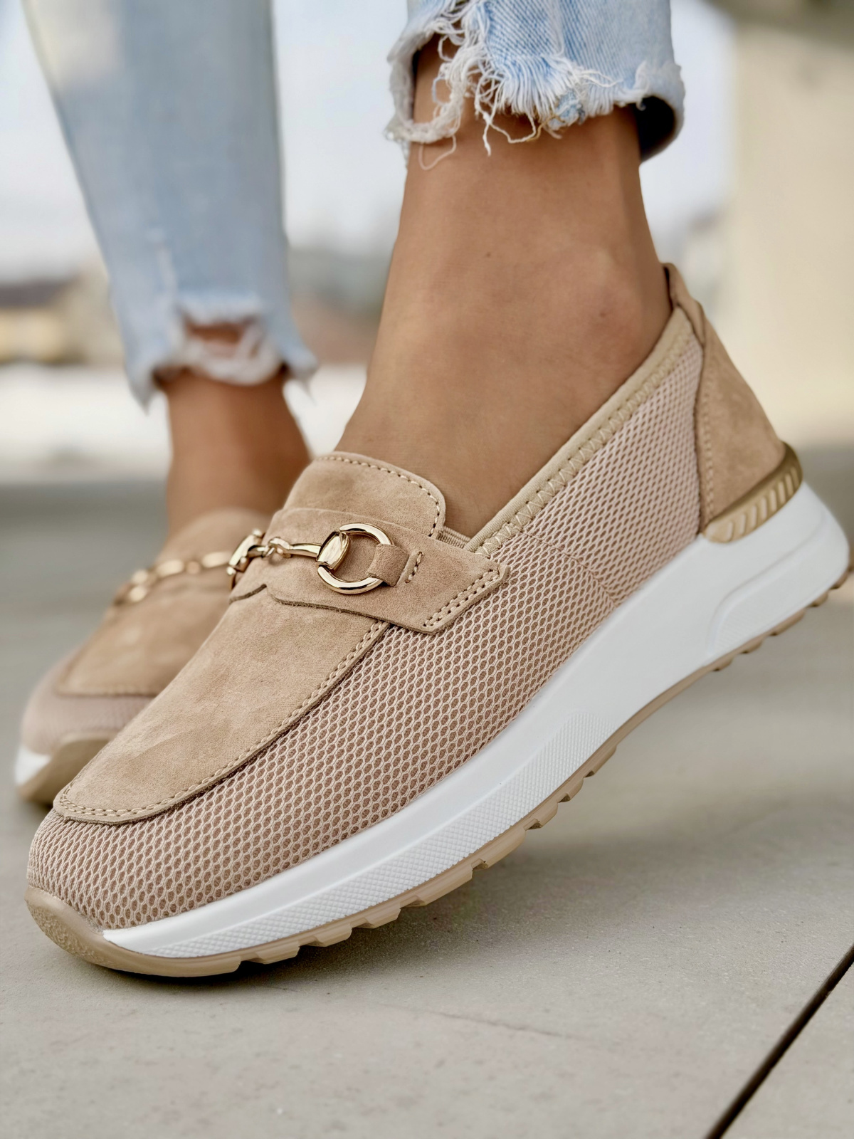 Beżowe mokasyny sneakersy ze skóry naturalnej casual