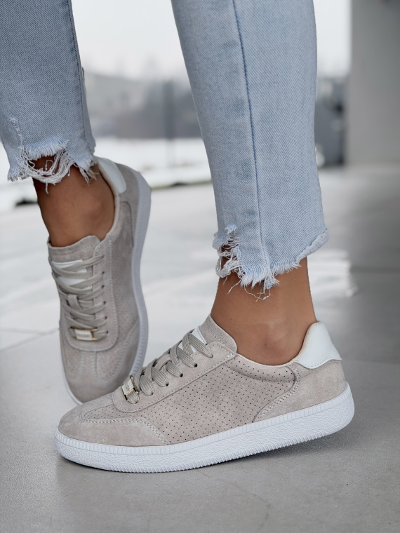 Beżowe sneakersy damskie skórzane casual zamszowe