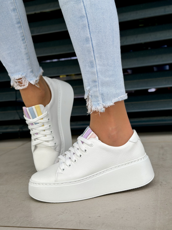 Białe sneakersy na platformie ze skóry naturalnej OLEKSY casual