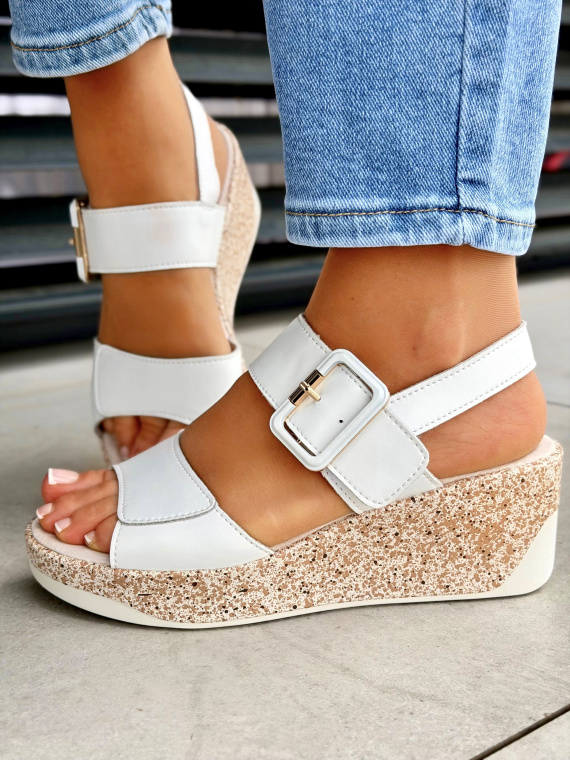 Białe sandały na platformie ze skóry naturalnej casual OLEKSY
