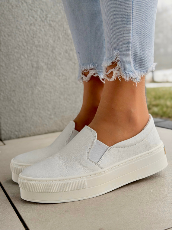 Białe półbuty damskie OLEKSY ze skóry naturalnej