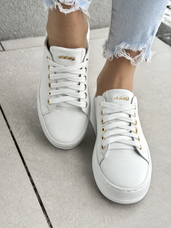 Białe sneakersy skórzane OLEKSY na platformie casual