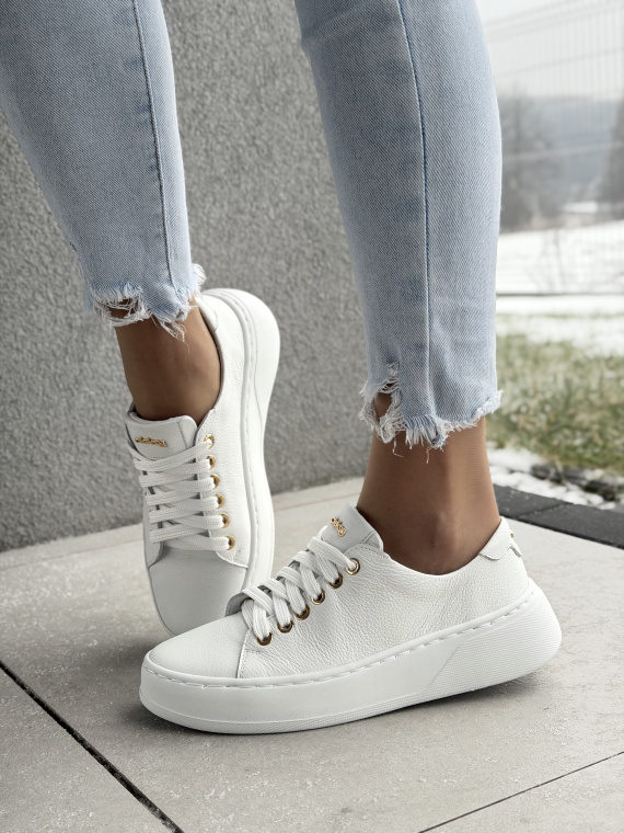 Białe sneakersy skórzane OLEKSY na platformie casual