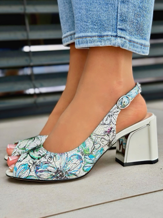Kwiatowe sandały skórzane na słupku z odkrytą piętą OLEKSY