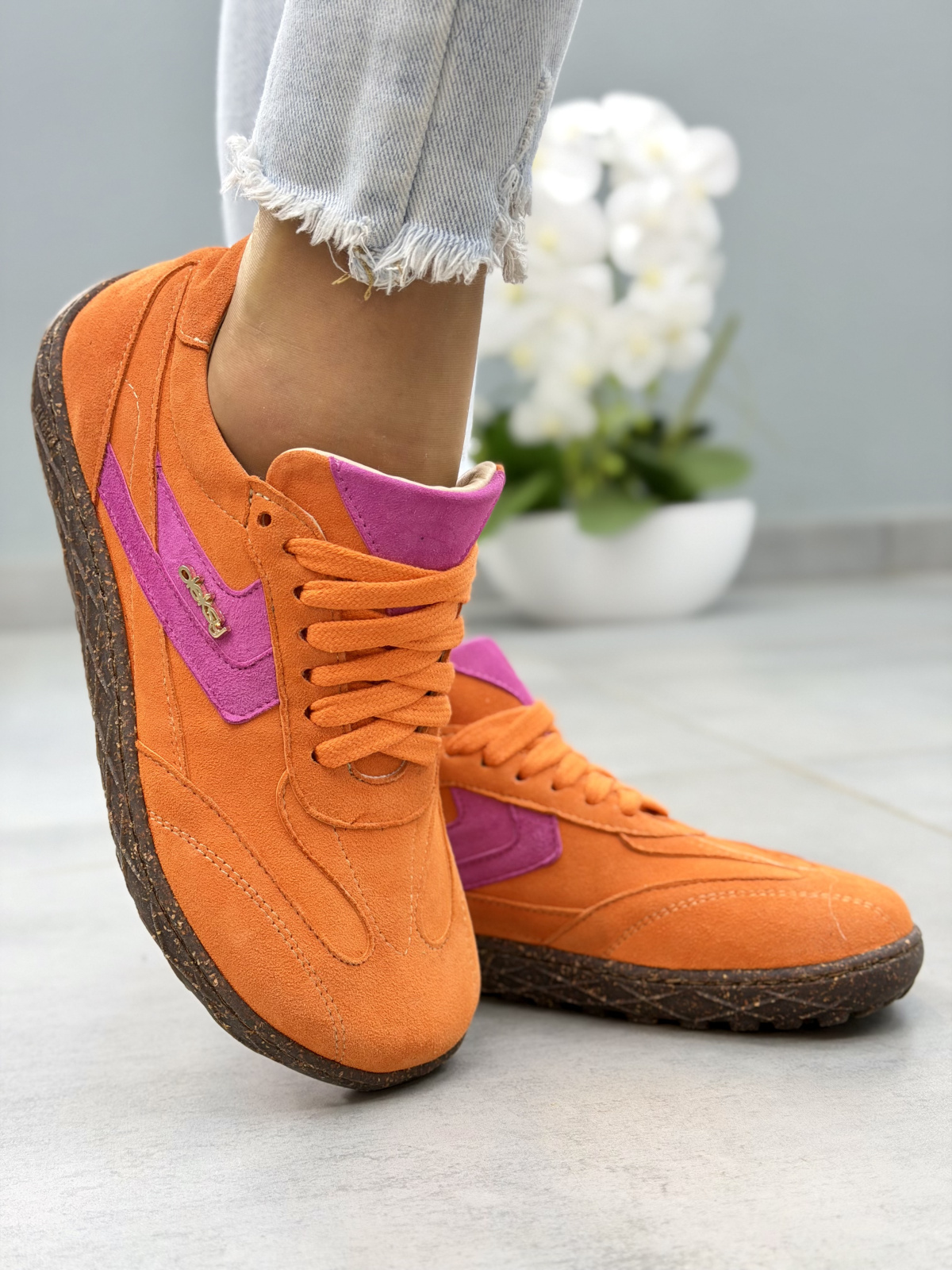 Pomarańczowe sneakersy barefoot skórzane zamszowe OLEKSY casual sznurowane damskie