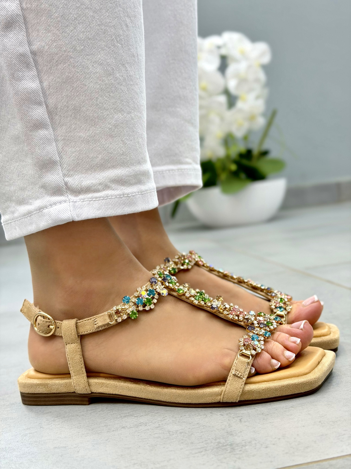 Beżowe sandały damskie z kryształkami OLEKSY eleganckie płaskie