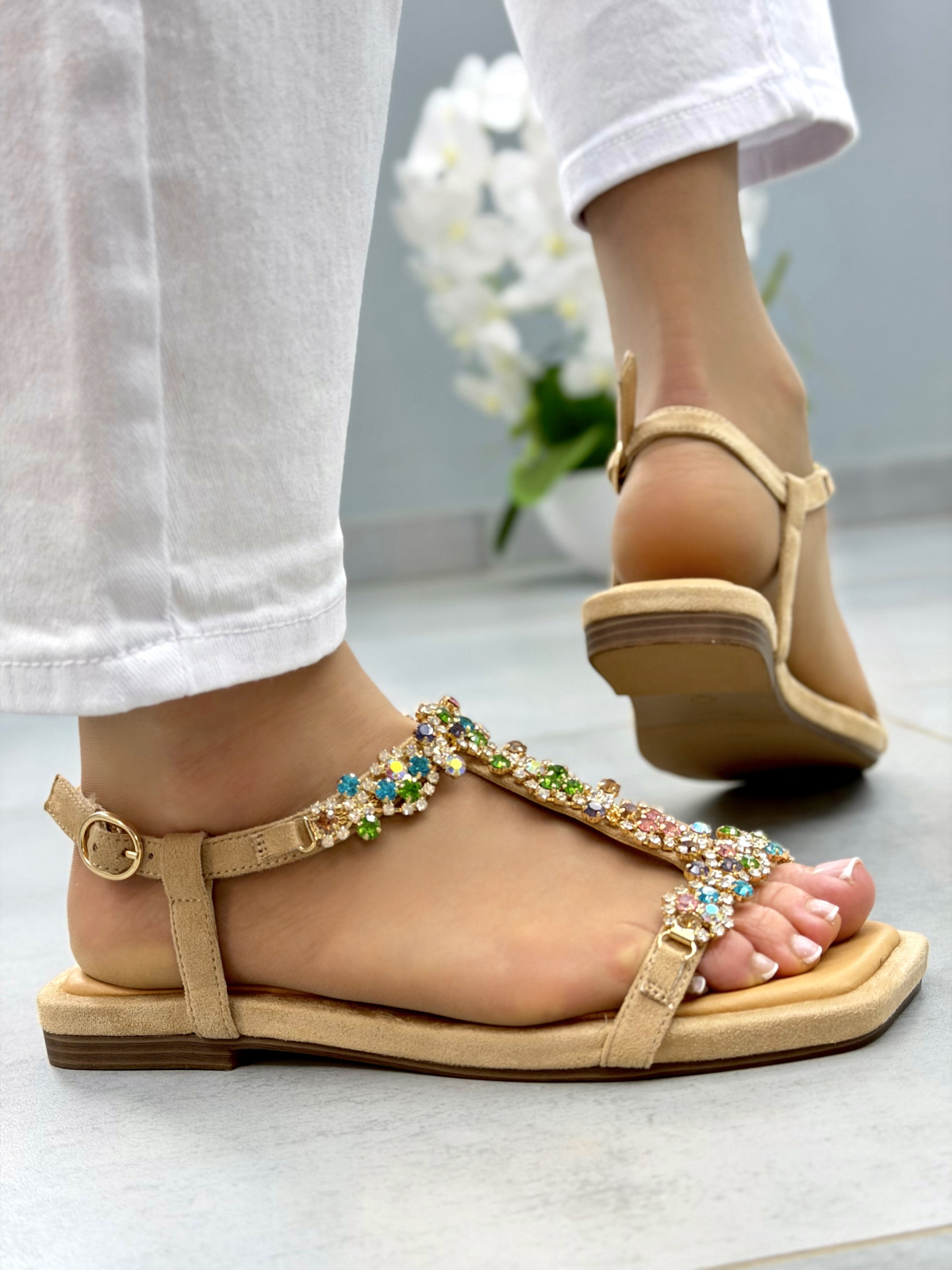 Beżowe sandały damskie z kryształkami OLEKSY eleganckie płaskie