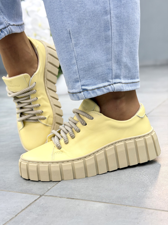 Żółte sneakersy damskie OLEKSY ze skór naturalnej casual