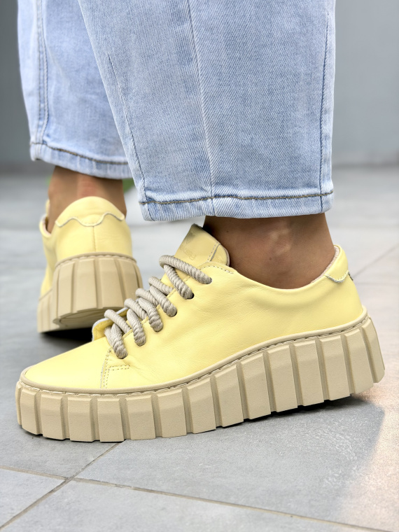 Żółte sneakersy damskie OLEKSY ze skór naturalnej casual
