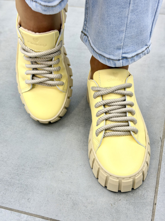 Żółte sneakersy damskie OLEKSY ze skór naturalnej casual