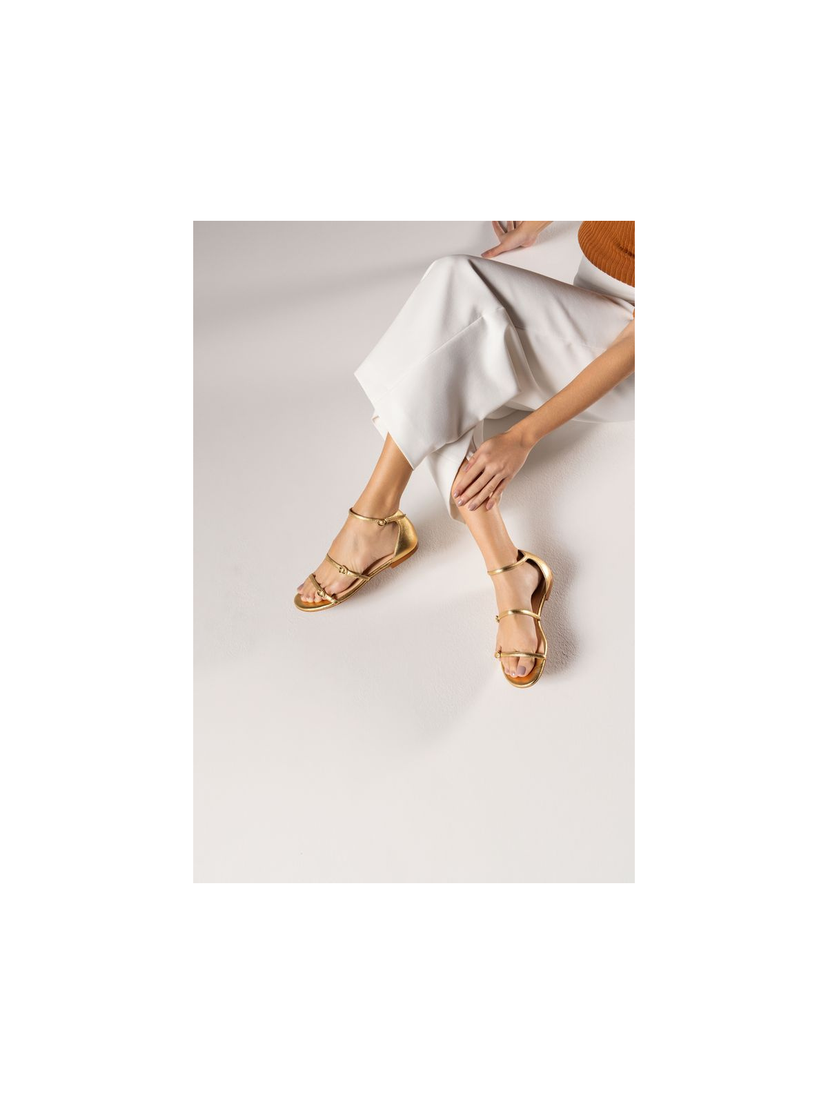 Złote sandały skórzane damskie OLEKSY casual