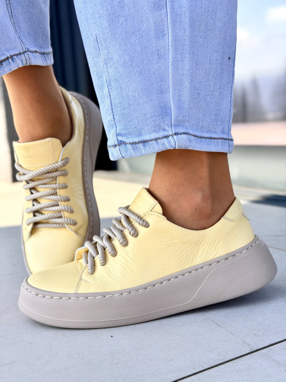 Żółte sneakersy damskie OLEKSY ze skóry naturalnej casual