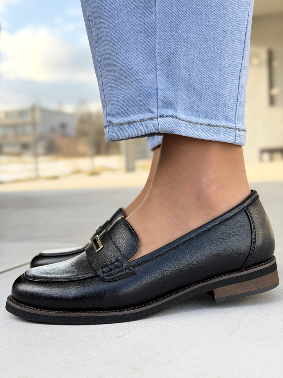 Czarne mokasyny damskie ze skóry naturalnej eleganckie