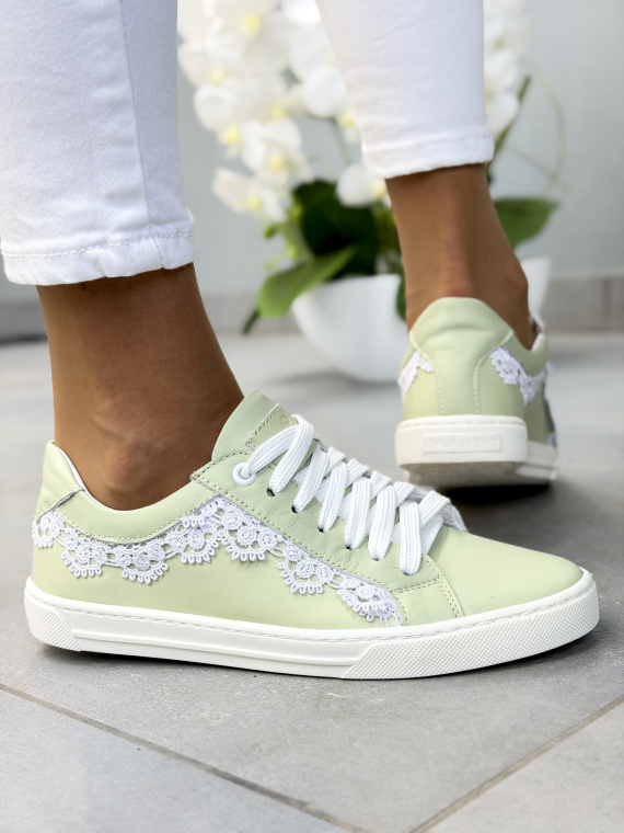 Miętowe sneakersy damskie ze skóry naturalnej OLEKSY casual