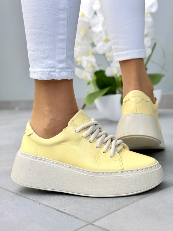 Żółte sneakersy damskie OLEKSY ze skóry naturalnej na platformie casual