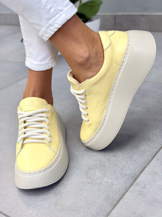 Żółte sneakersy damskie OLEKSY ze skóry naturalnej na platformie casual