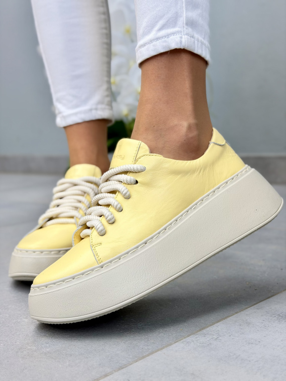 Żółte sneakersy damskie OLEKSY ze skóry naturalnej na platformie casual
