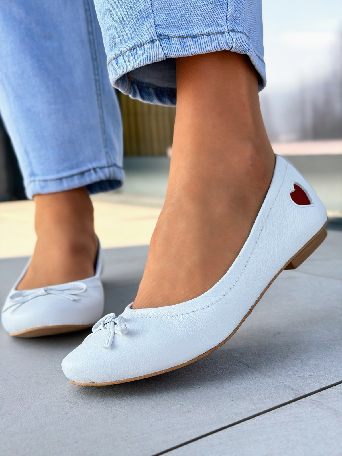Białe baleriny skórzane damskie casual OLEKSY