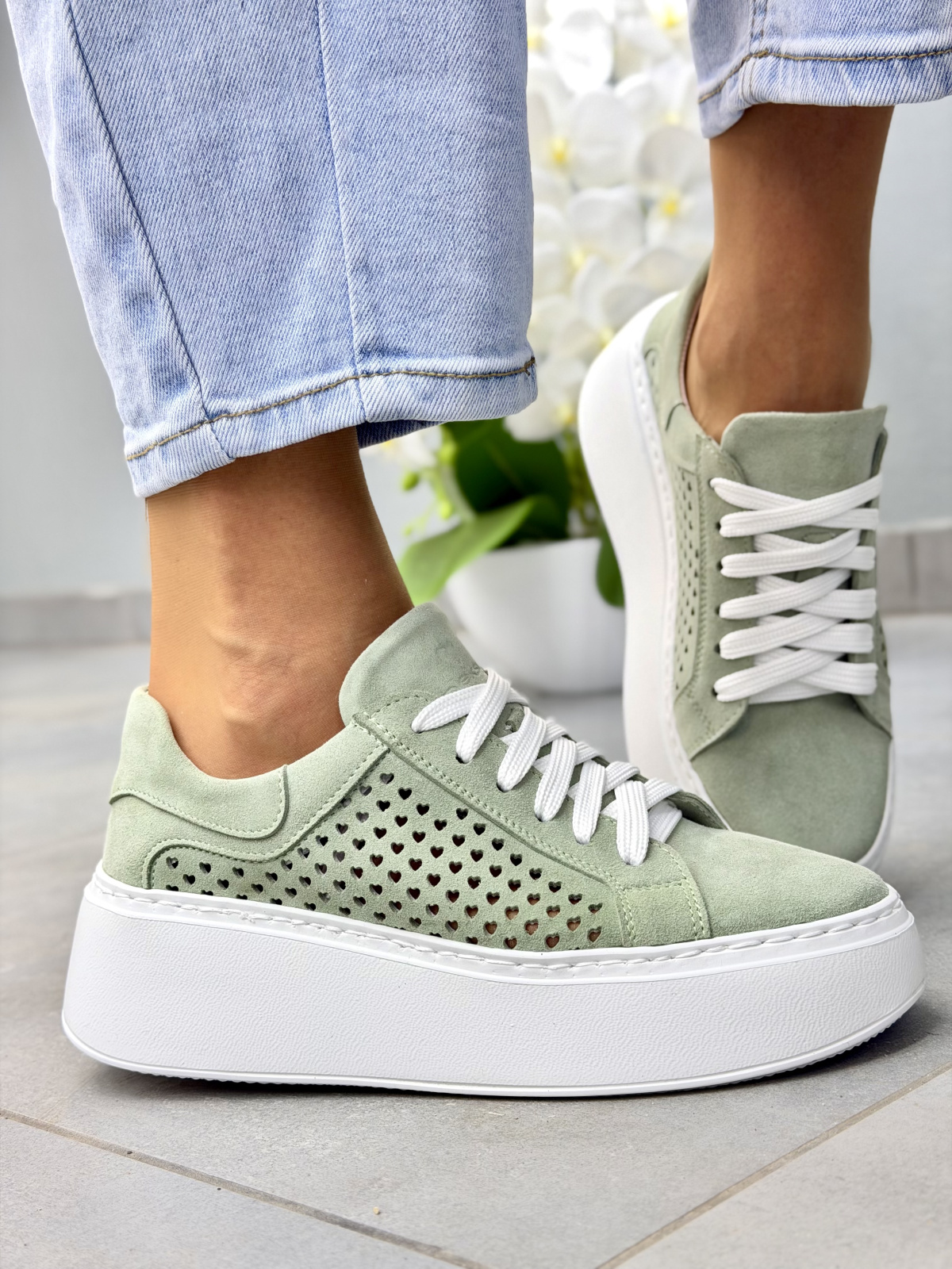 Miętowe sneakersy damskie skórzane OLEKSY na platformie