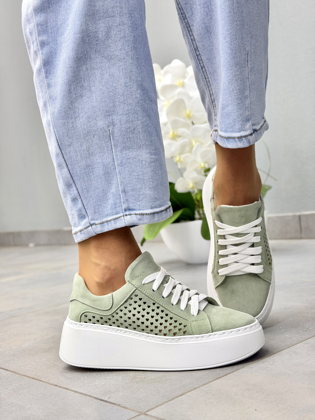 Miętowe sneakersy damskie skórzane OLEKSY na platformie