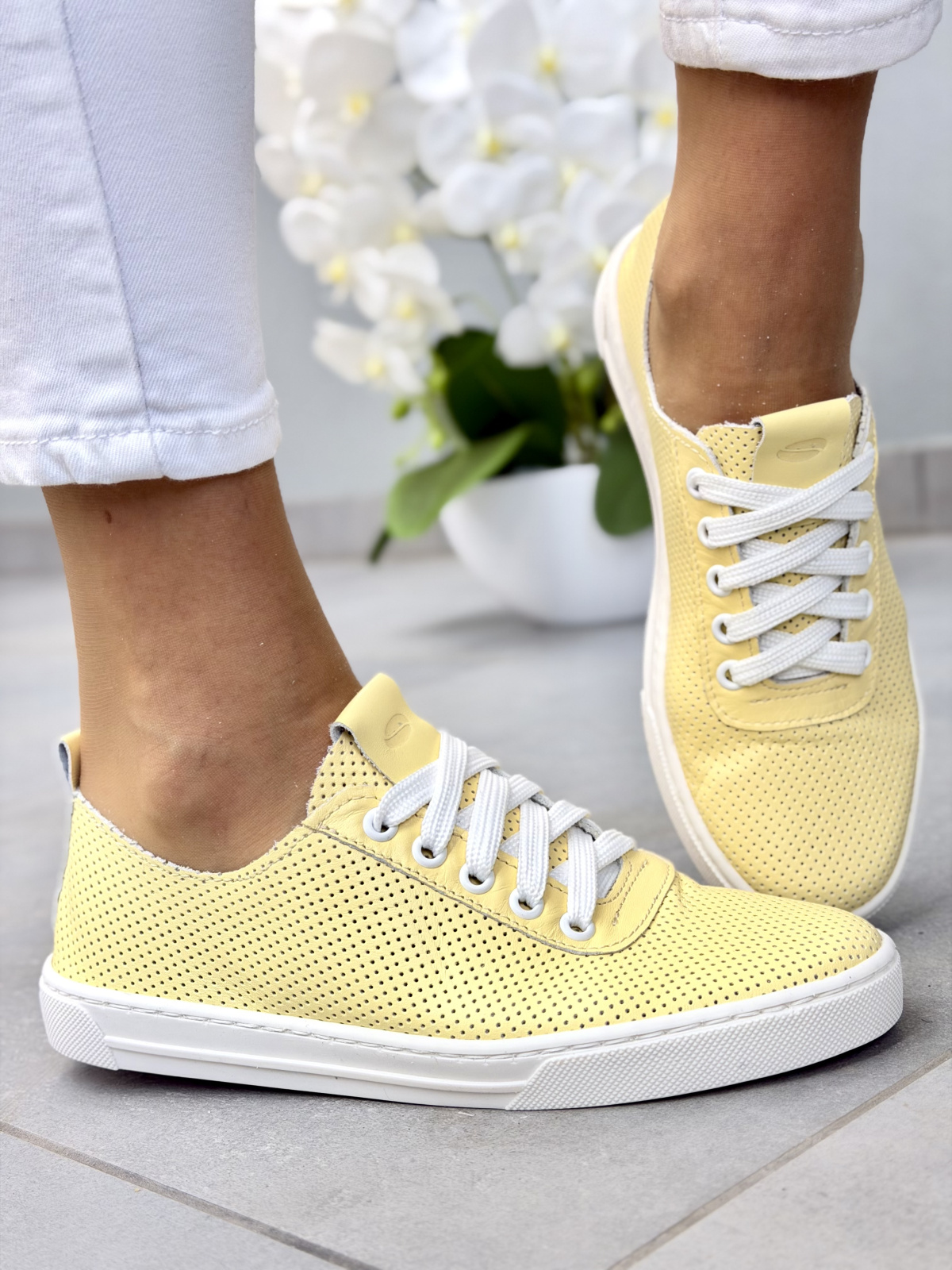 Żółte sneakersy damskie OLEKSY ze skóry naturalnej casual