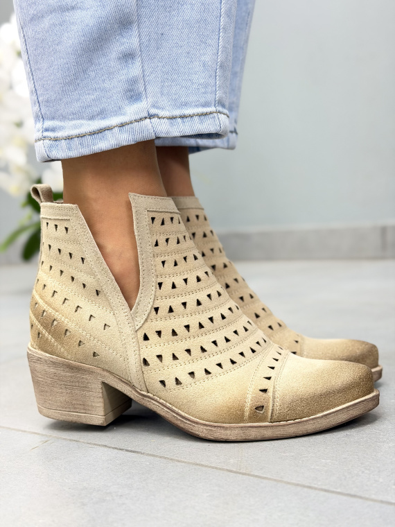 Beżowe kowbojki damskie ażurowe OLEKSY ze skóry naturalnej casual