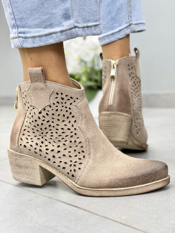 Beżowe kowbojki damskie ażurowe ze skóry naturalnej OLEKSY casual