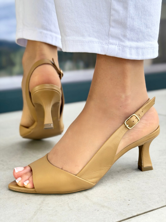 Beżowe sandały damskie skórzane OLEKSY na obcasie eleganckie