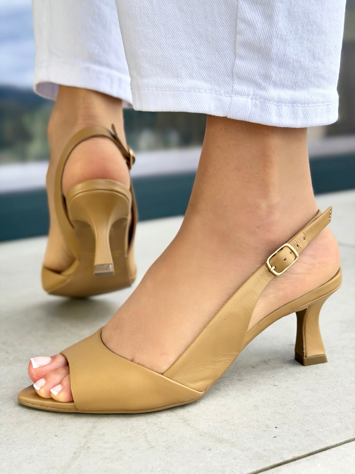 Beżowe sandały damskie skórzane OLEKSY na obcasie eleganckie