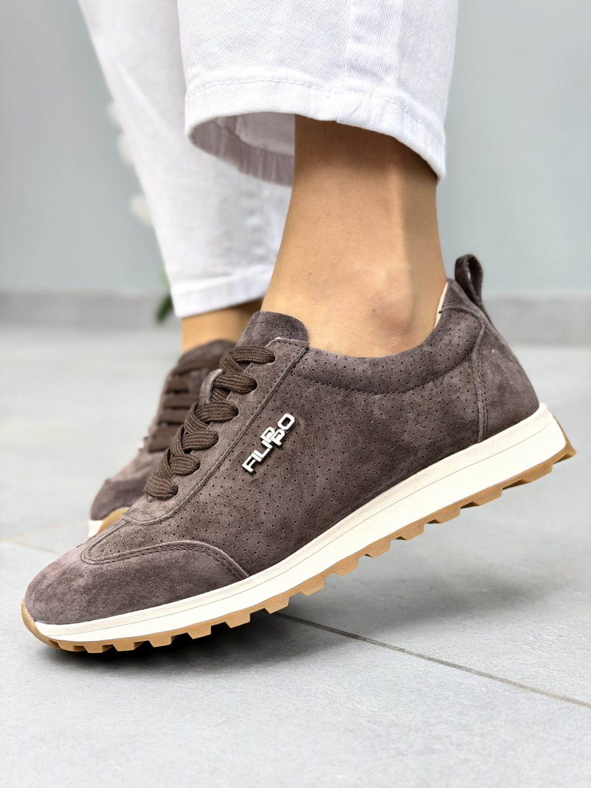 Brązowe sneakersy damskie zamszowe ze skóry naturalnej casual