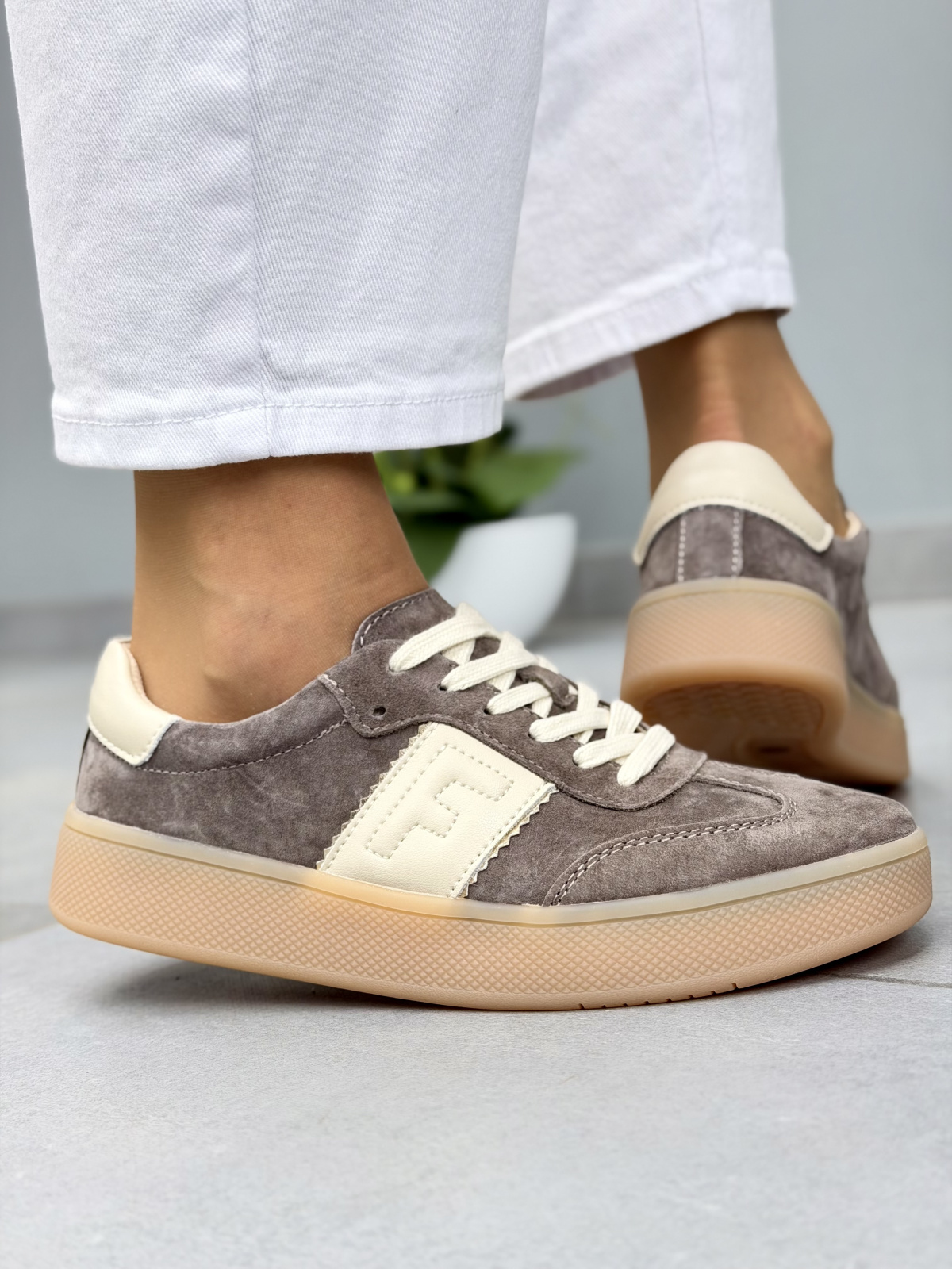 Brązowe sneakersy damskie zamszowe ze skóry naturalnej casual