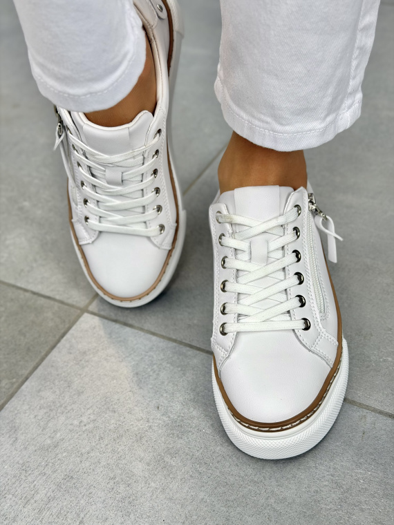 Białe sneakersy damskie skórzane na platformie casual