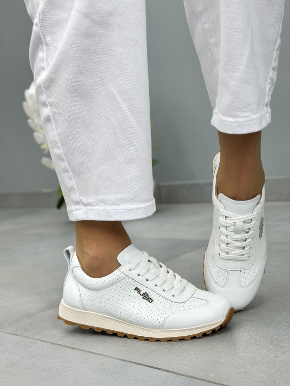 Białe sneakersy skórzane damskie casual