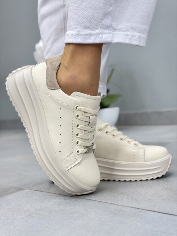 Beżowe sneakersy damskie skórzane na platformie casual