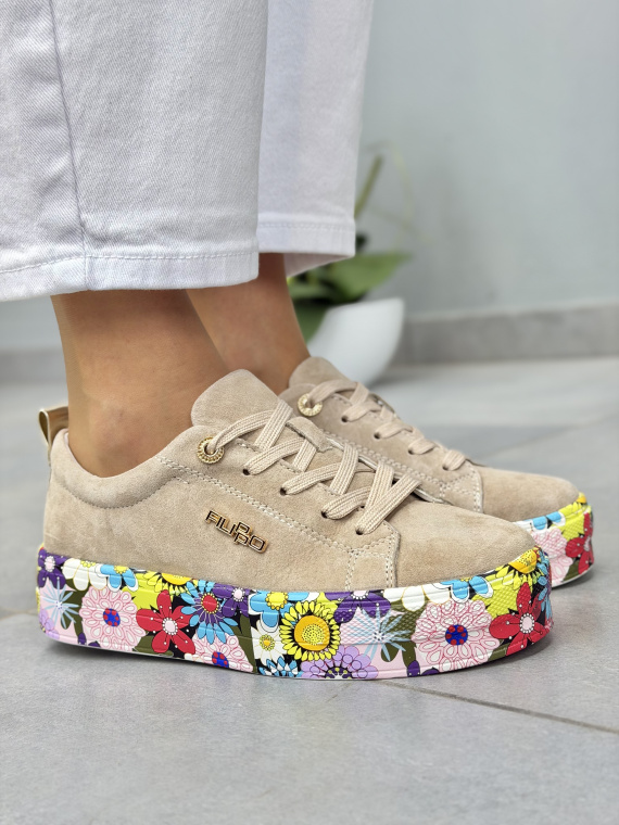 Beżowe sneakersy damskie zamszowe skórzane na platformie casual