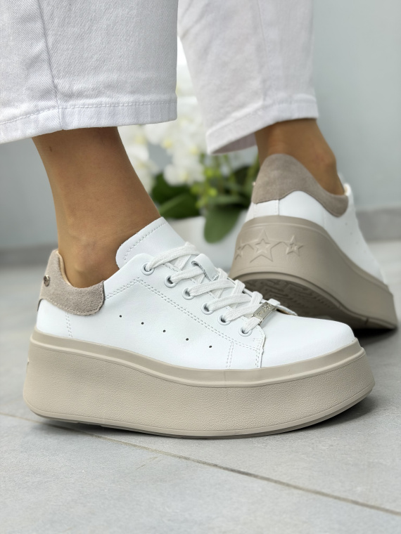 Białe sneakersy damskie skórzane na platformie casual