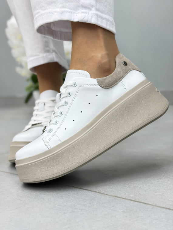 Białe sneakersy damskie skórzane na platformie casual