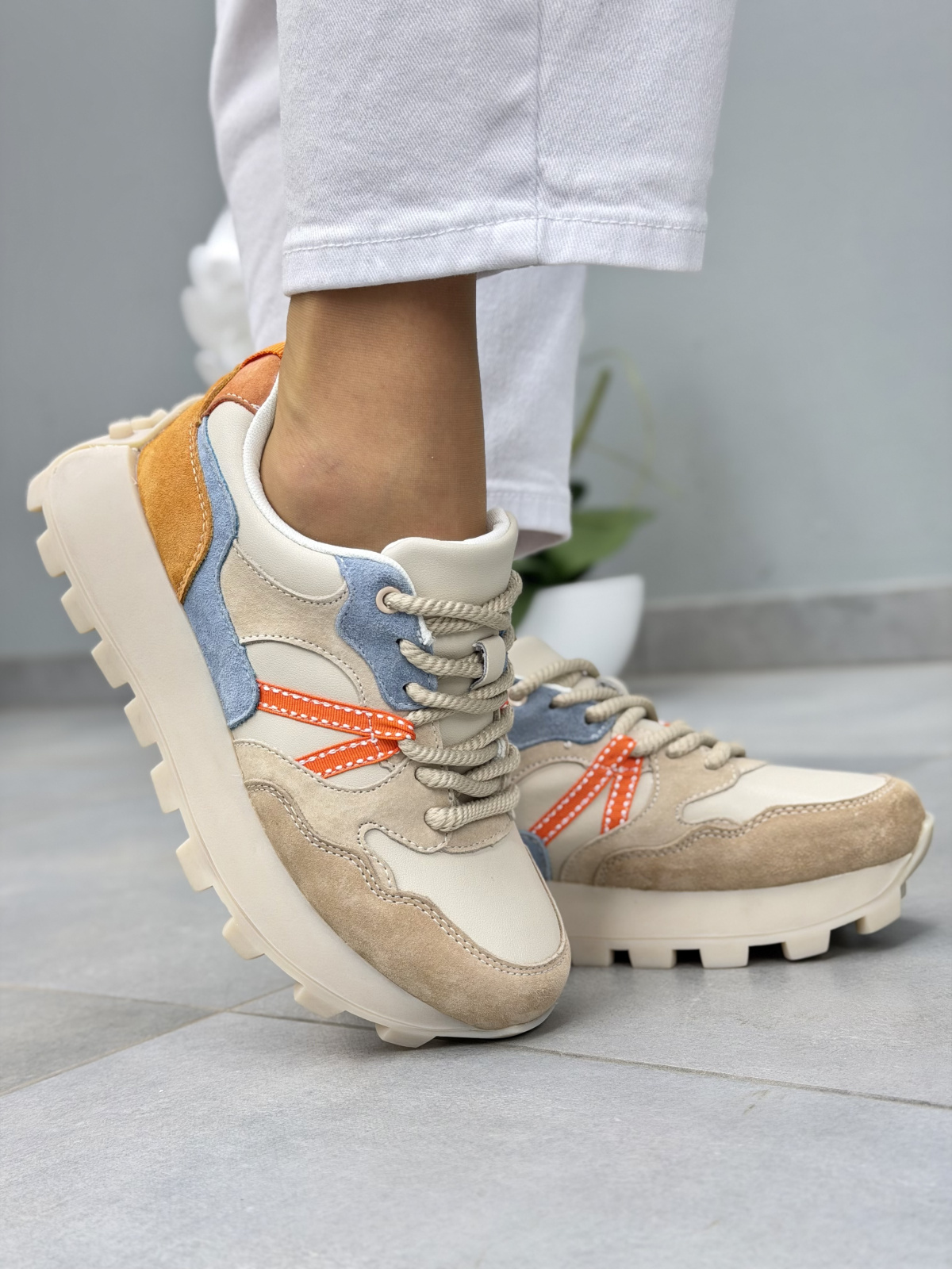 Multikolorowe sneakersy damskie skórzane casual