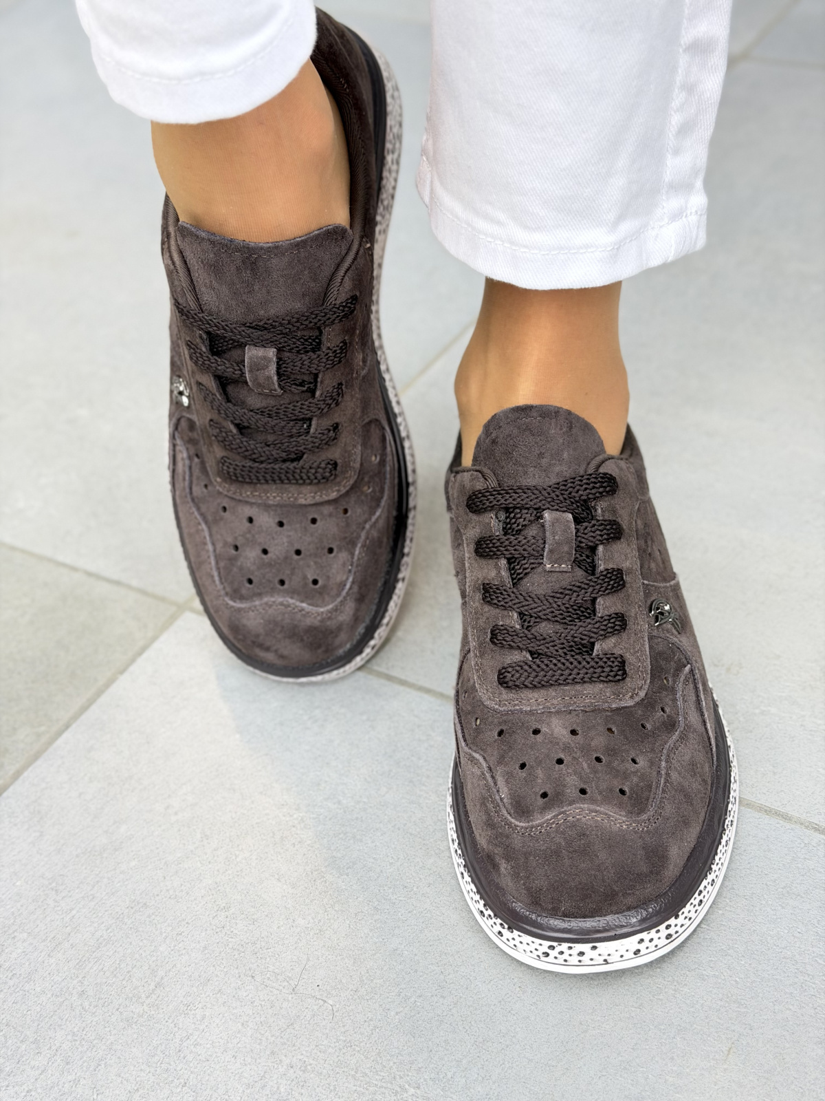 Brązowe sneakersy damskie zamszowe ze skóry naturalnej casual