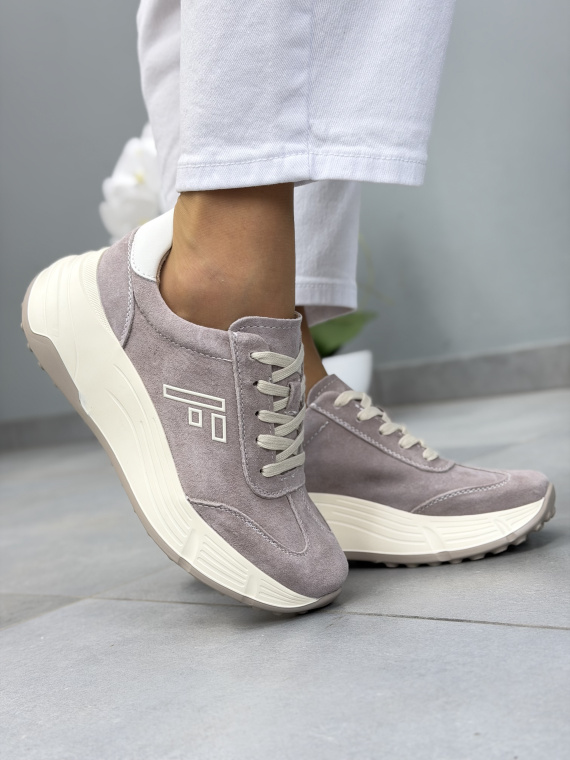 Beżowe sneakersy damskie zamszowe skórzane casual