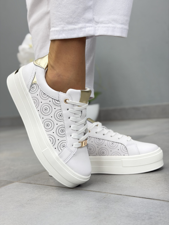 Białe sneakersy damskie skórzane na platformie casual