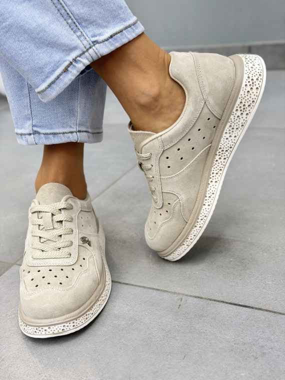 Beżowe sneakersy damskie z naturalnego zamszu casual
